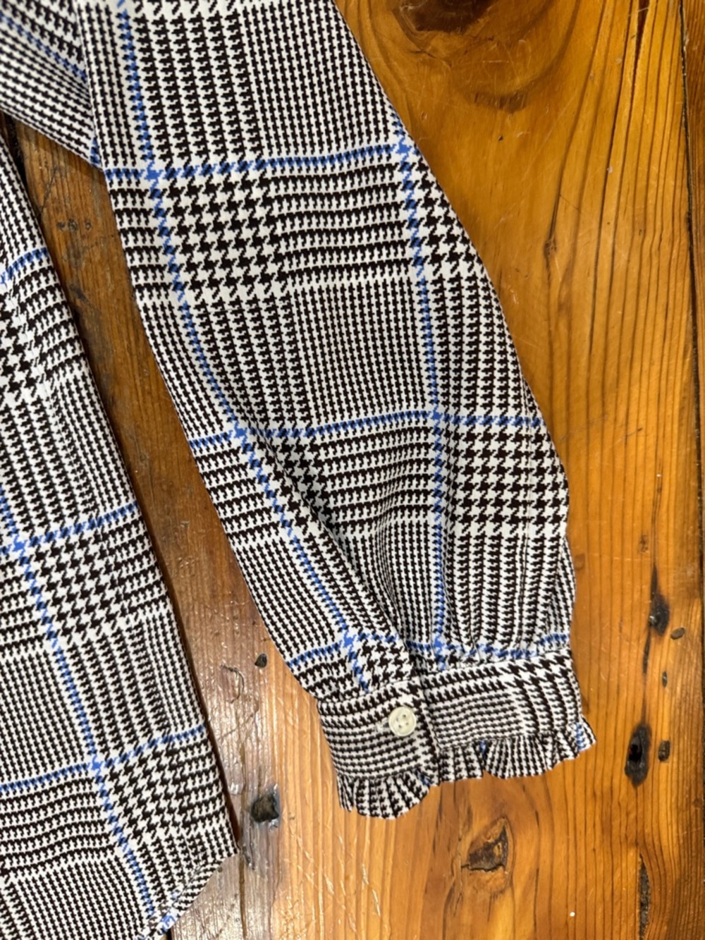 Ann Taylor Brown and White Plaid Button-Down Ruffle Shirt Size Large Petite - Picture 3 of 11